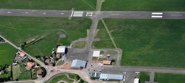 Aeródromo de Roanne visto desde el cielo 